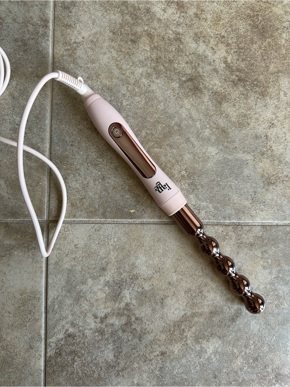 EXCELLENT LANGE CURLING WAND!!